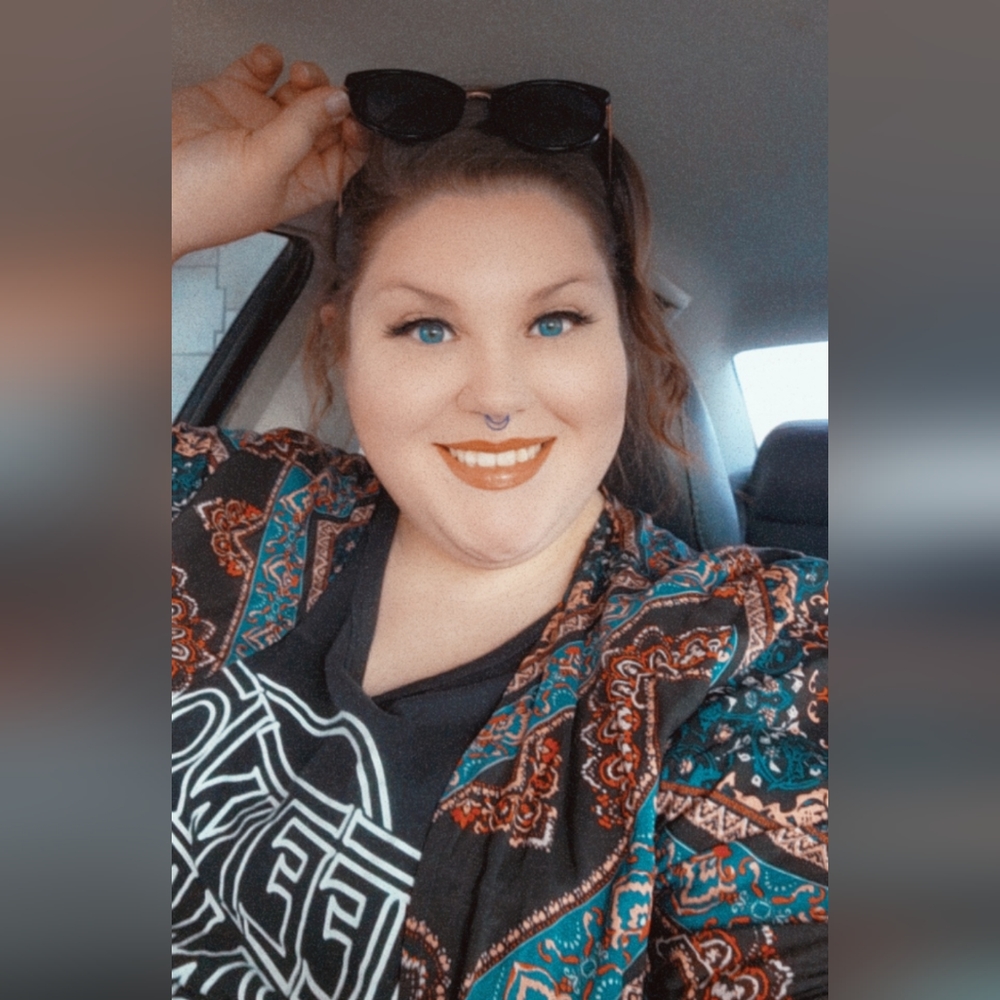 Meet your Posher, Kim